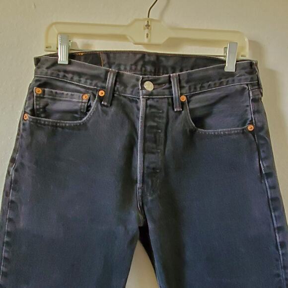 Vintage Levis 501 Mens 31x32 Black Button Fly Straight Leg Faded Frayed Faded - Picture 7 of 10
